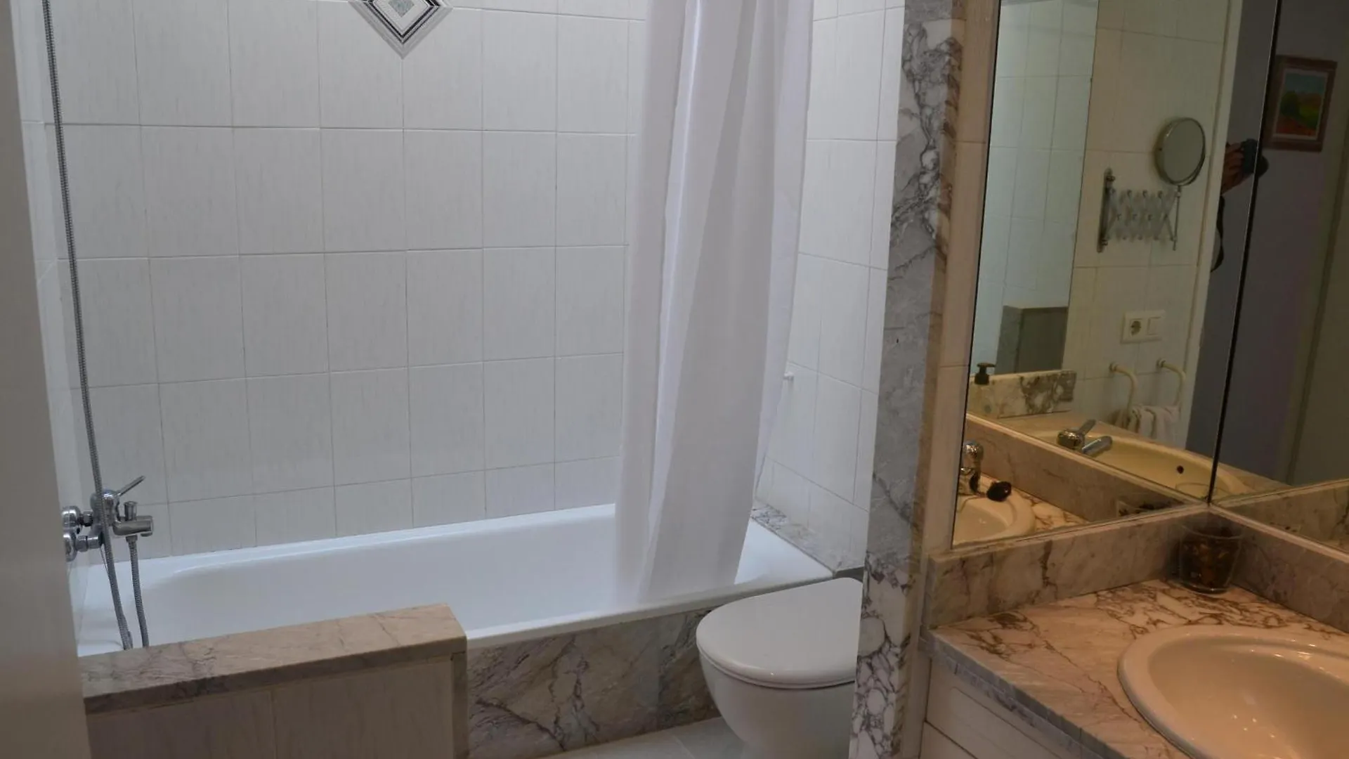 Vila Casa Con Piscina Y Cerca De La Playa En L'Estartit - Es-323-65 0*,  Španělsko